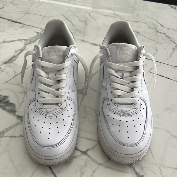 Supreme Nike Air Force 1 sneakers - Picture 1 of 5